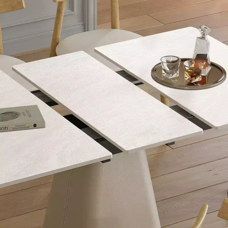 Ensemble de salle à manger extensible GDFStudio Lin 5 pièces en cuir, avec 4 chaises, plateau en pierre frittée et base en acier