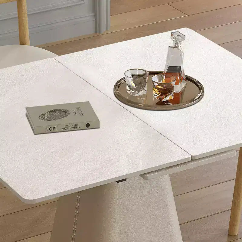 Ensemble de salle à manger extensible GDFStudio Lin 5 pièces en cuir, avec 4 chaises, plateau en pierre frittée et base en acier
