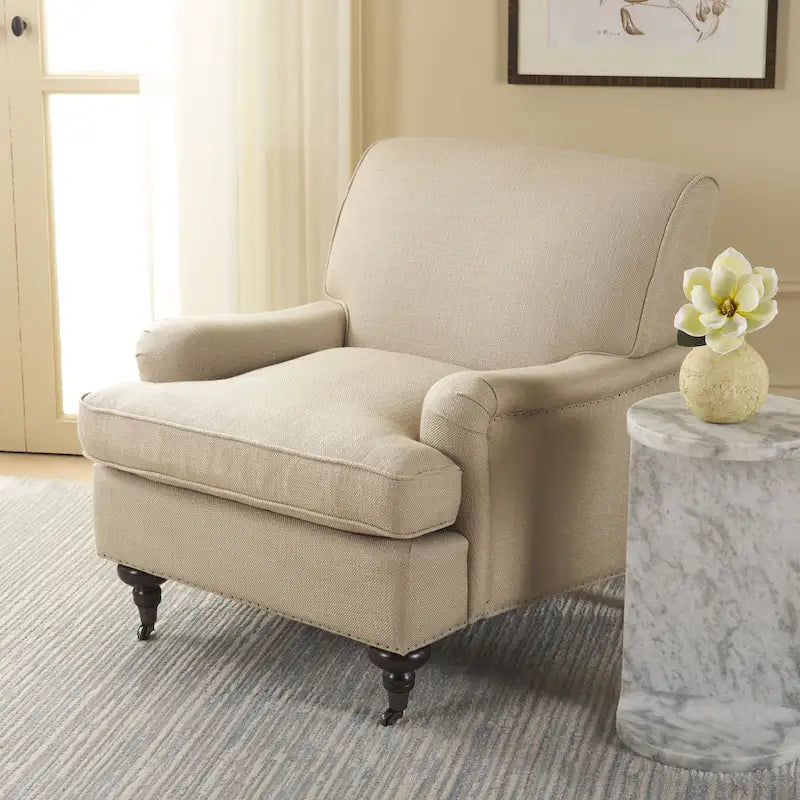 SAFAVIEH Nurhayat Club Chair - 29Wx34Dx32H